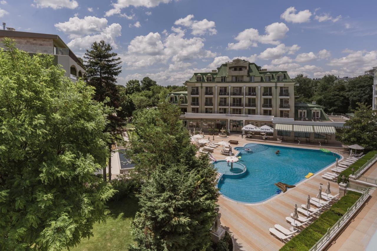 Apartcomplex Splendid 3* Saints Constantine and Helena