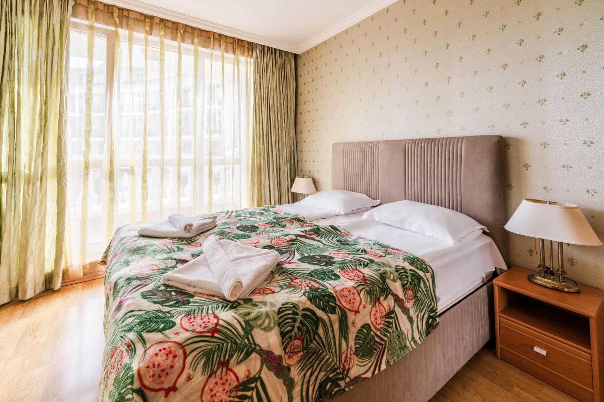Apartcomplex Splendid 3* Saints Constantine and Helena