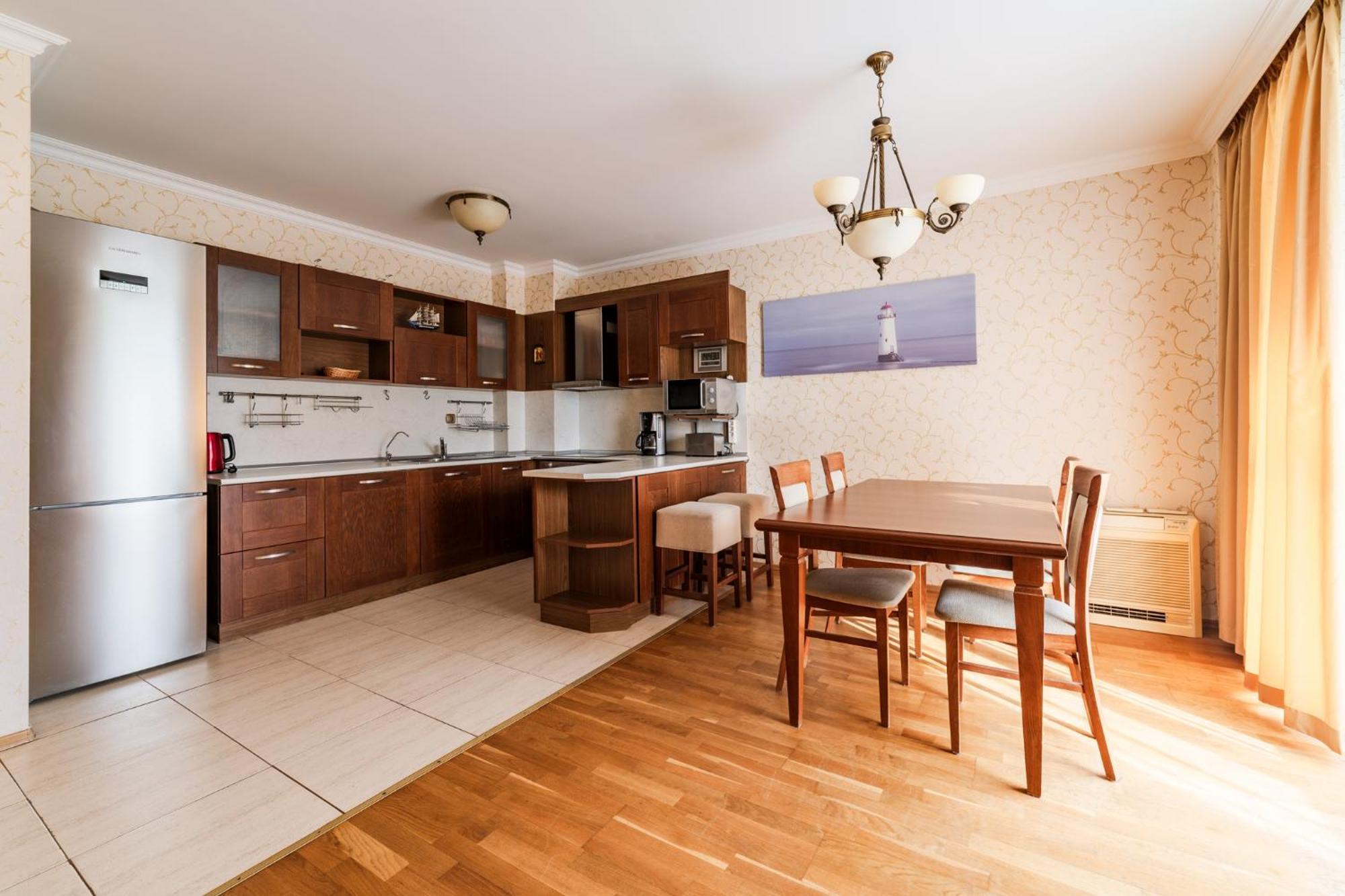 Apartcomplex Splendid 3* Saints Constantine and Helena
